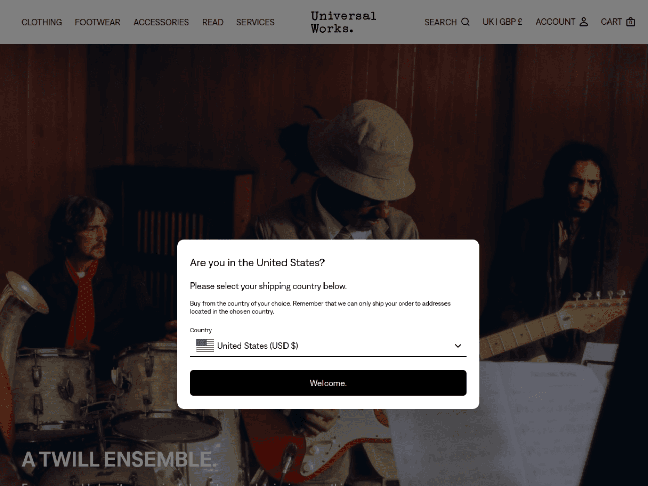 Universal Works 웹사이트 데스크톱 화면 스크린샷 — 미니멀, 에디토리얼 스타일